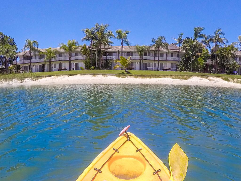 Bay Of Palms Hotel Gold Coast Exterior foto
