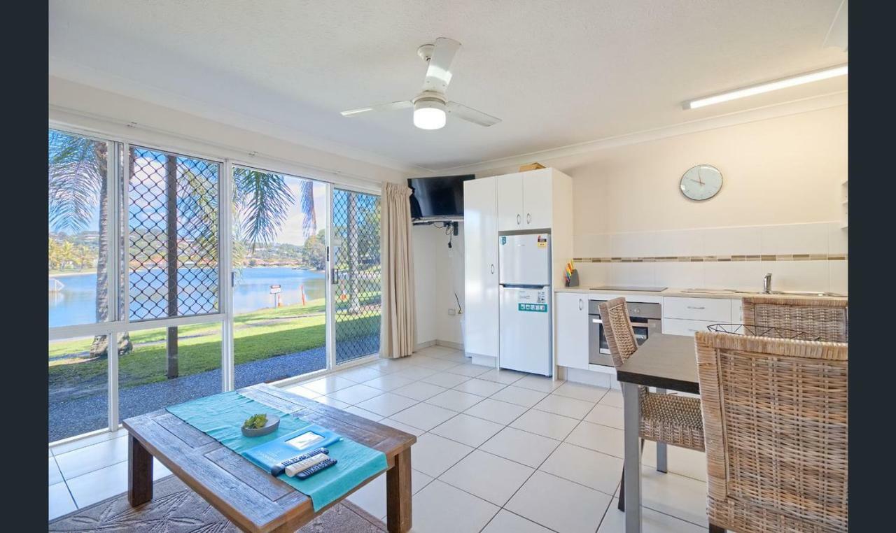 Bay Of Palms Hotel Gold Coast Exterior foto
